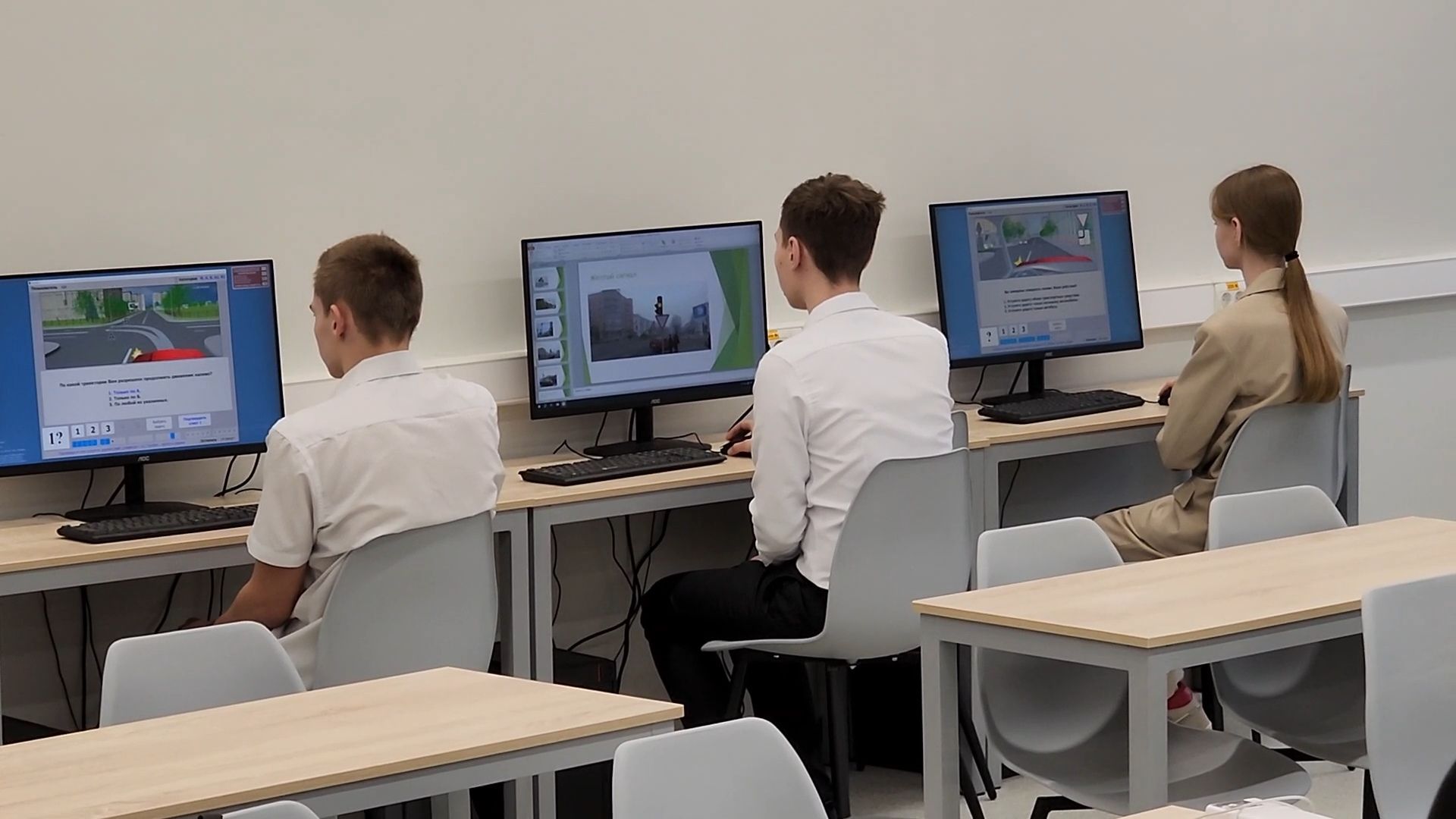 вертикалки, Бронницы, Открытие коруска колледжа после капремонта, Капремонт автомобильно-дорожного колледжа, Капремонт завершен, Вертикалка,