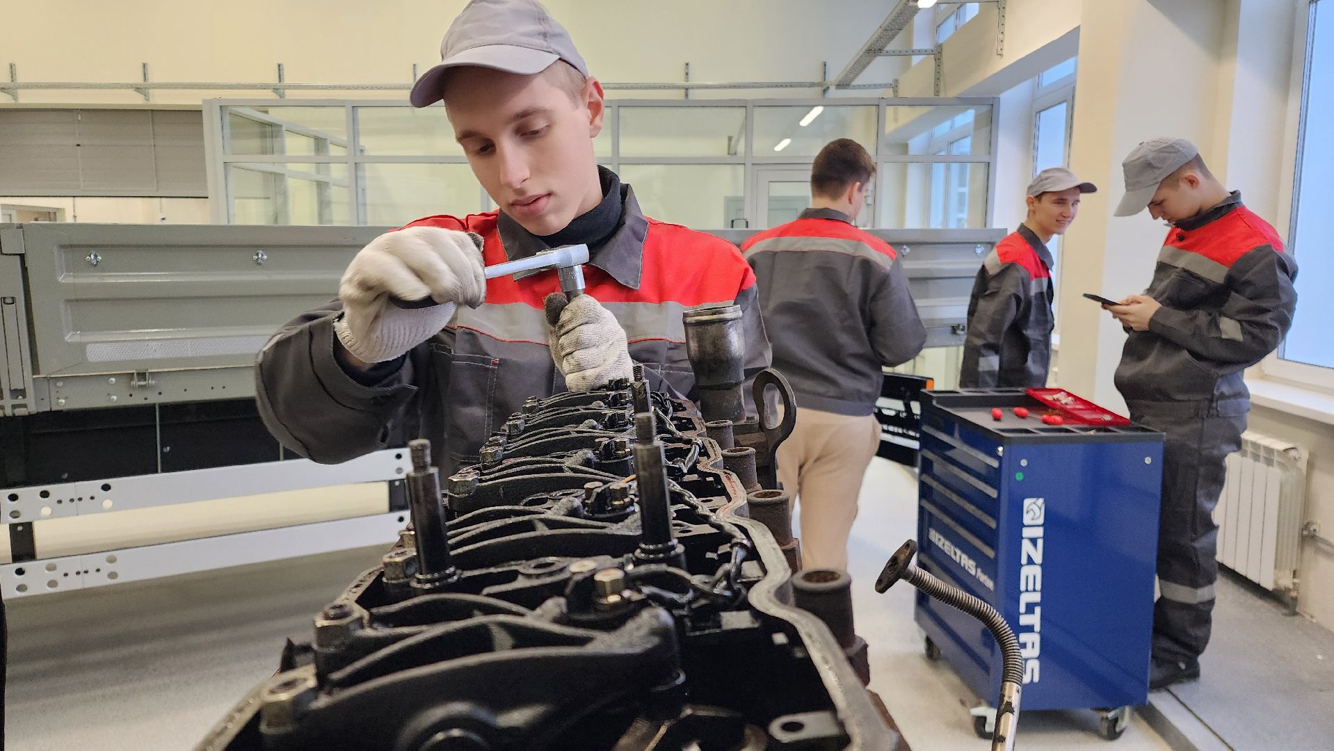 вертикалки, Бронницы, Открытие коруска колледжа после капремонта, Капремонт автомобильно-дорожного колледжа, Капремонт завершен, Вертикалка,