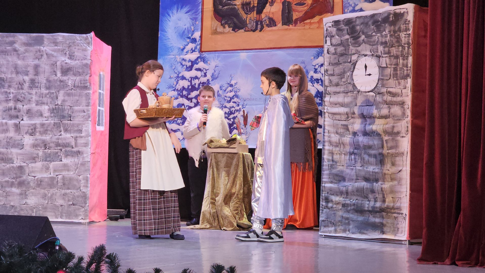 вертикалки, пушкино, рождество христово, спектакль, театральная студия, троицкий храм, дети, рождественская сказка, рождественская елка, театральная постановка,