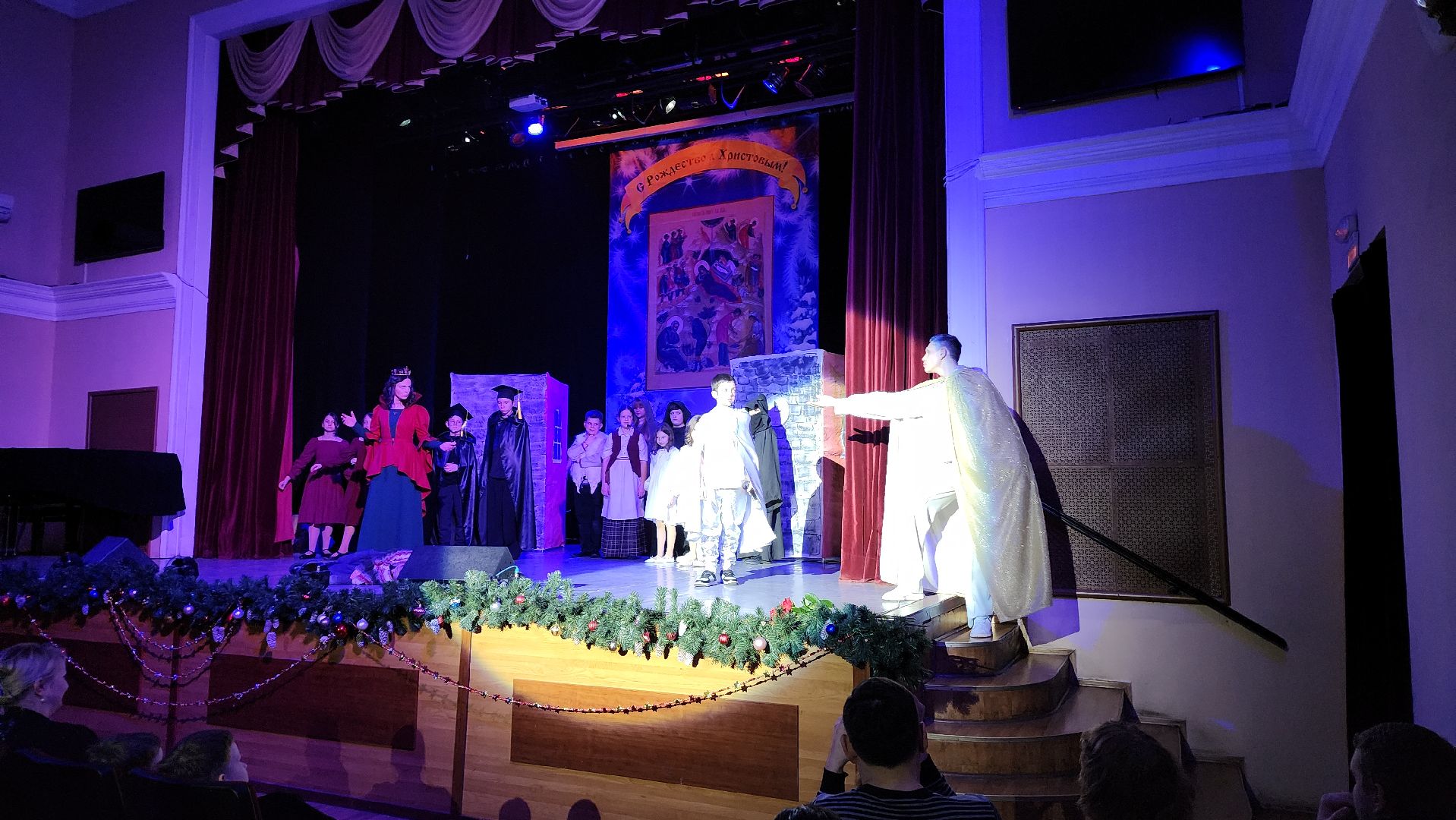вертикалки, пушкино, рождество христово, спектакль, театральная студия, троицкий храм, дети, рождественская сказка, рождественская елка, театральная постановка,