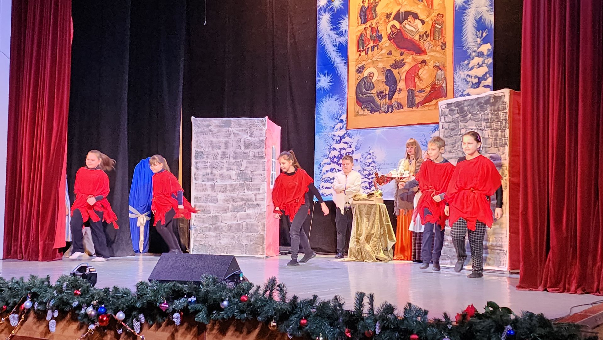 вертикалки, пушкино, рождество христово, спектакль, театральная студия, троицкий храм, дети, рождественская сказка, рождественская елка, театральная постановка,