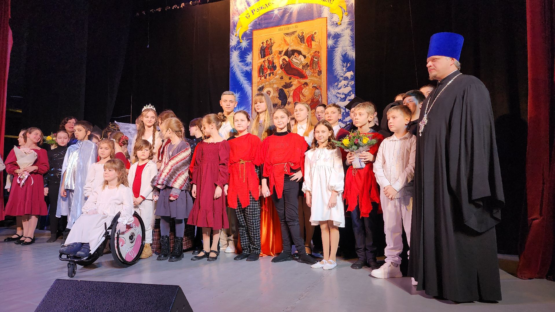 вертикалки, пушкино, рождество христово, спектакль, театральная студия, троицкий храм, дети, рождественская сказка, рождественская елка, театральная постановка,