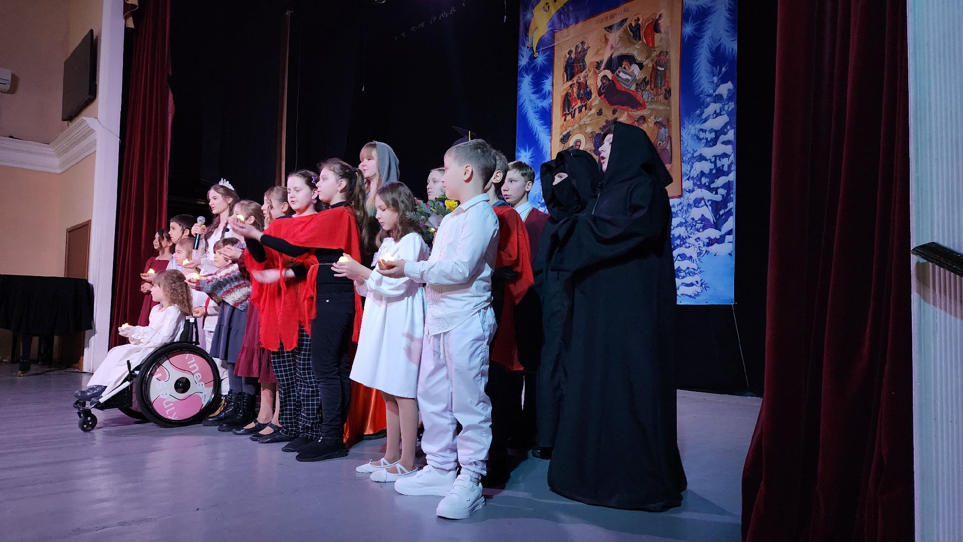 вертикалки, пушкино, рождество христово, спектакль, театральная студия, троицкий храм, дети, рождественская сказка, рождественская елка, театральная постановка,