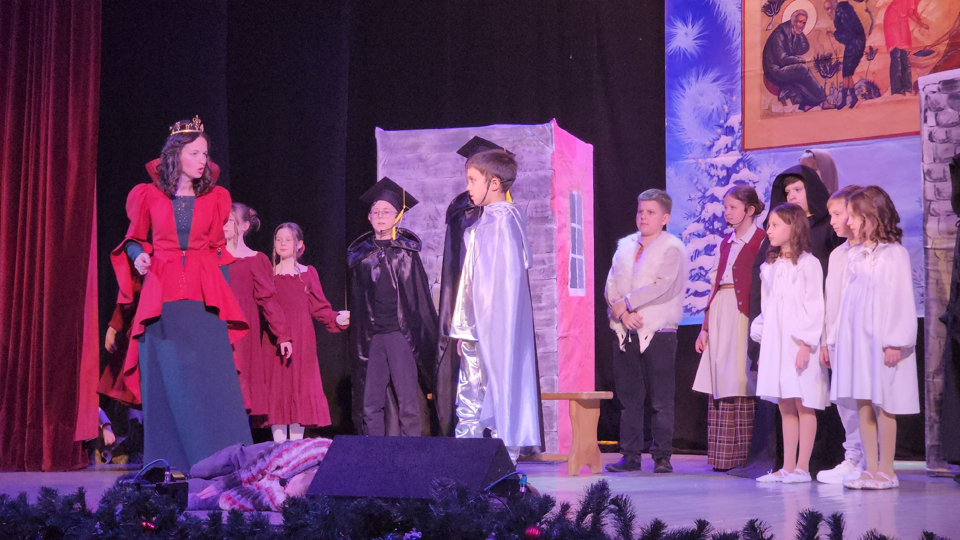 вертикалки, пушкино, рождество христово, спектакль, театральная студия, троицкий храм, дети, рождественская сказка, рождественская елка, театральная постановка,