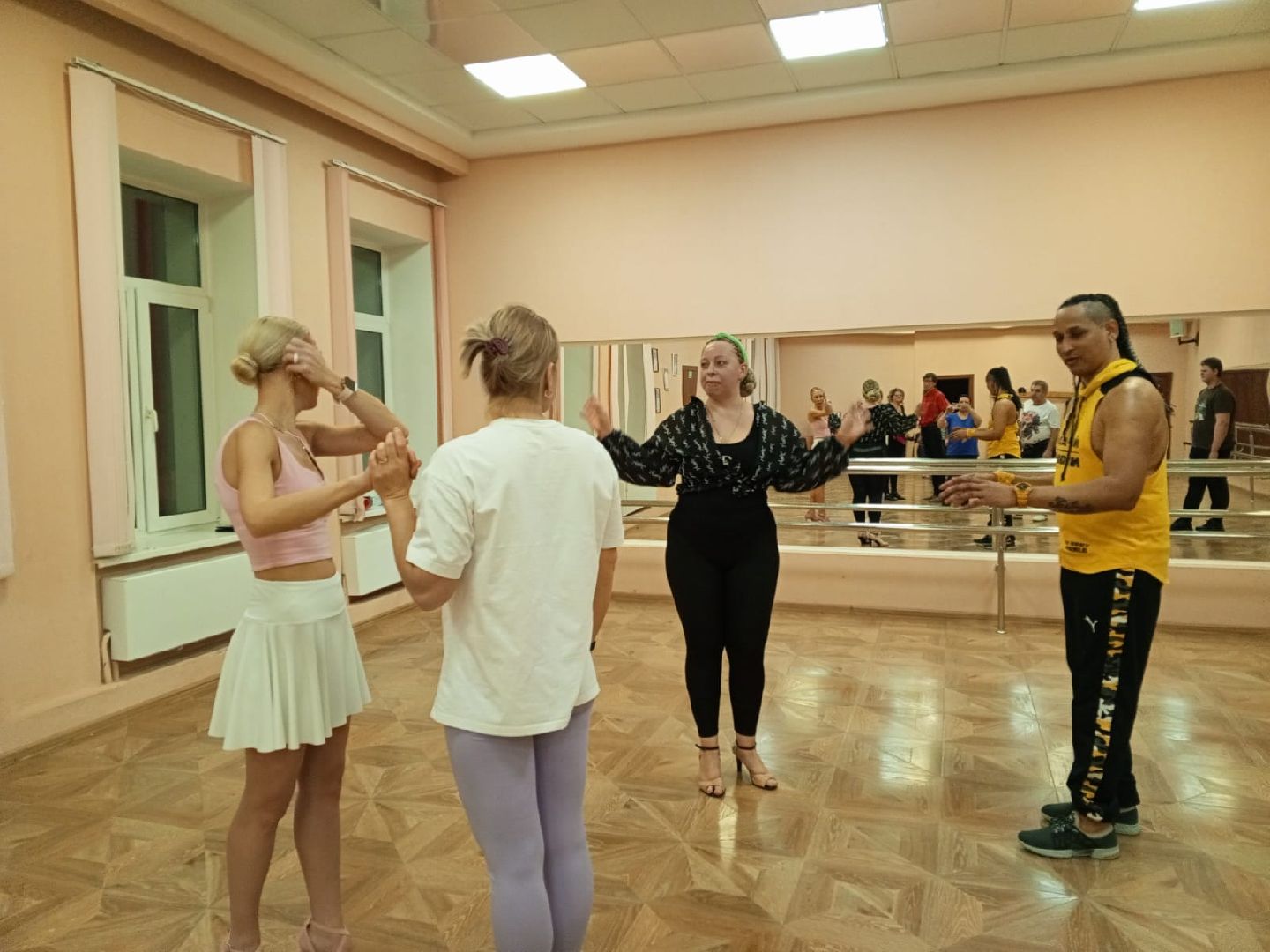 вертикалки, пушкинский, латиноамериканские танцы, мастер-класс, дом культуры, куба, певец, поселок, энергия, музыка,