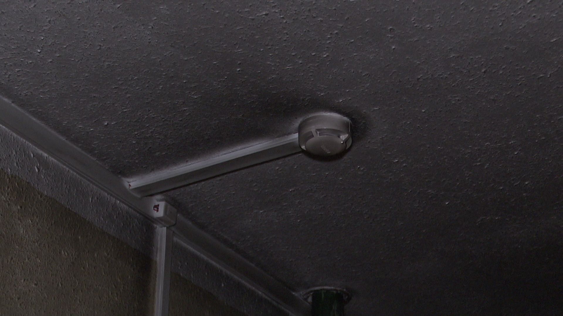 реутов, вертикалки, пожар, копоть, грязь, сажа, мчс, ликвидация последствий пожара, огонь,