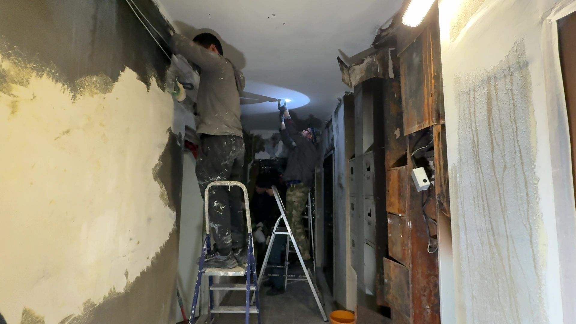 реутов, вертикалки, пожар, копоть, грязь, сажа, мчс, ликвидация последствий пожара, огонь,