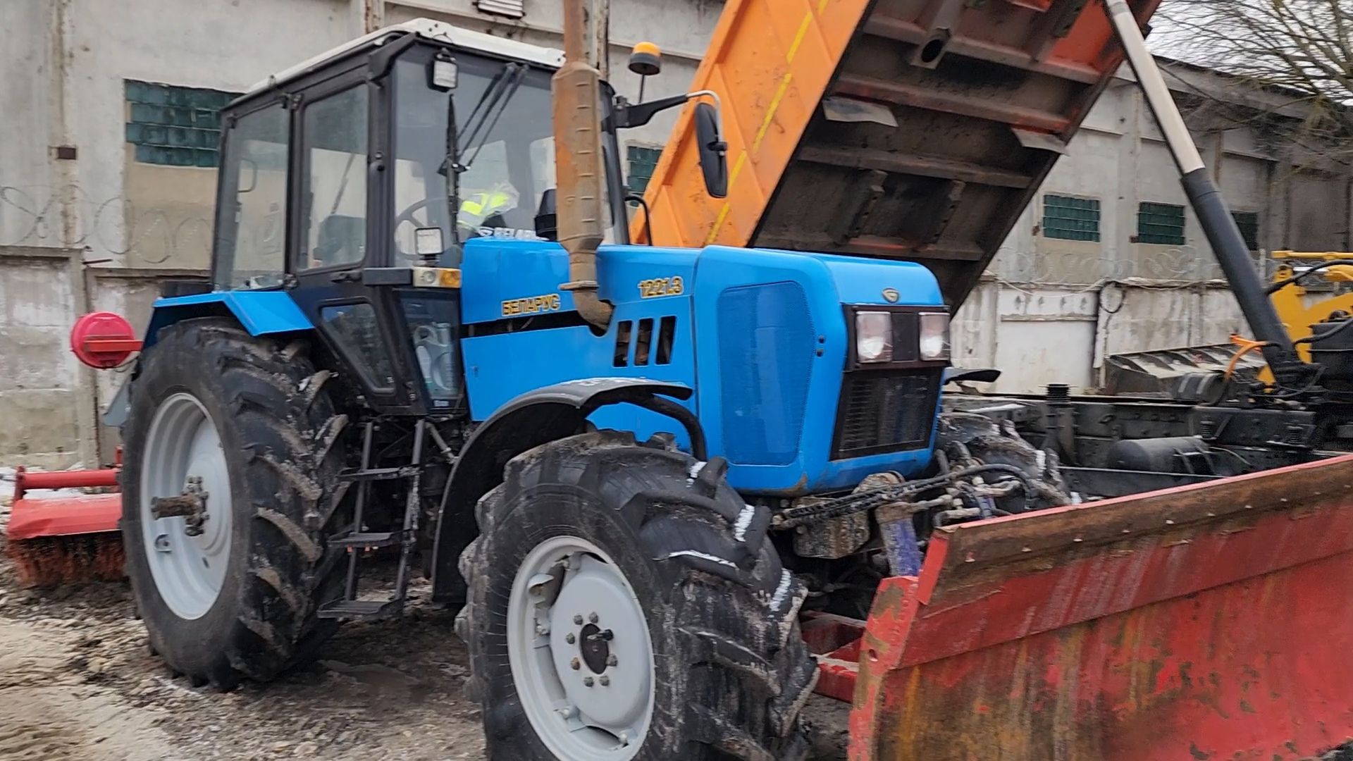 Бронницы, подготовка к зиме в бронницах, Обработка дорог, Бронницкий ДорСервис, Заготовка песка на зиму, вертикалки,