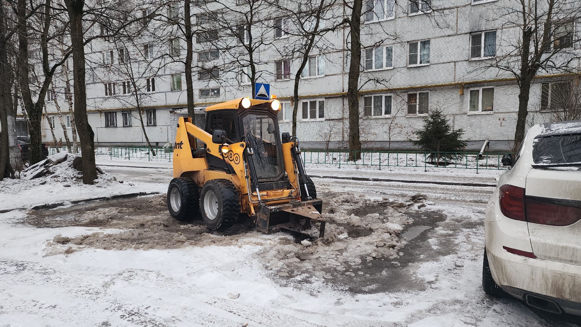 пушкино, благоустройство, вертикалки, уборка наледи, коммунальная служба, коммунальная техника, парковка, парковка автомобилей, уборка снега и наледи,