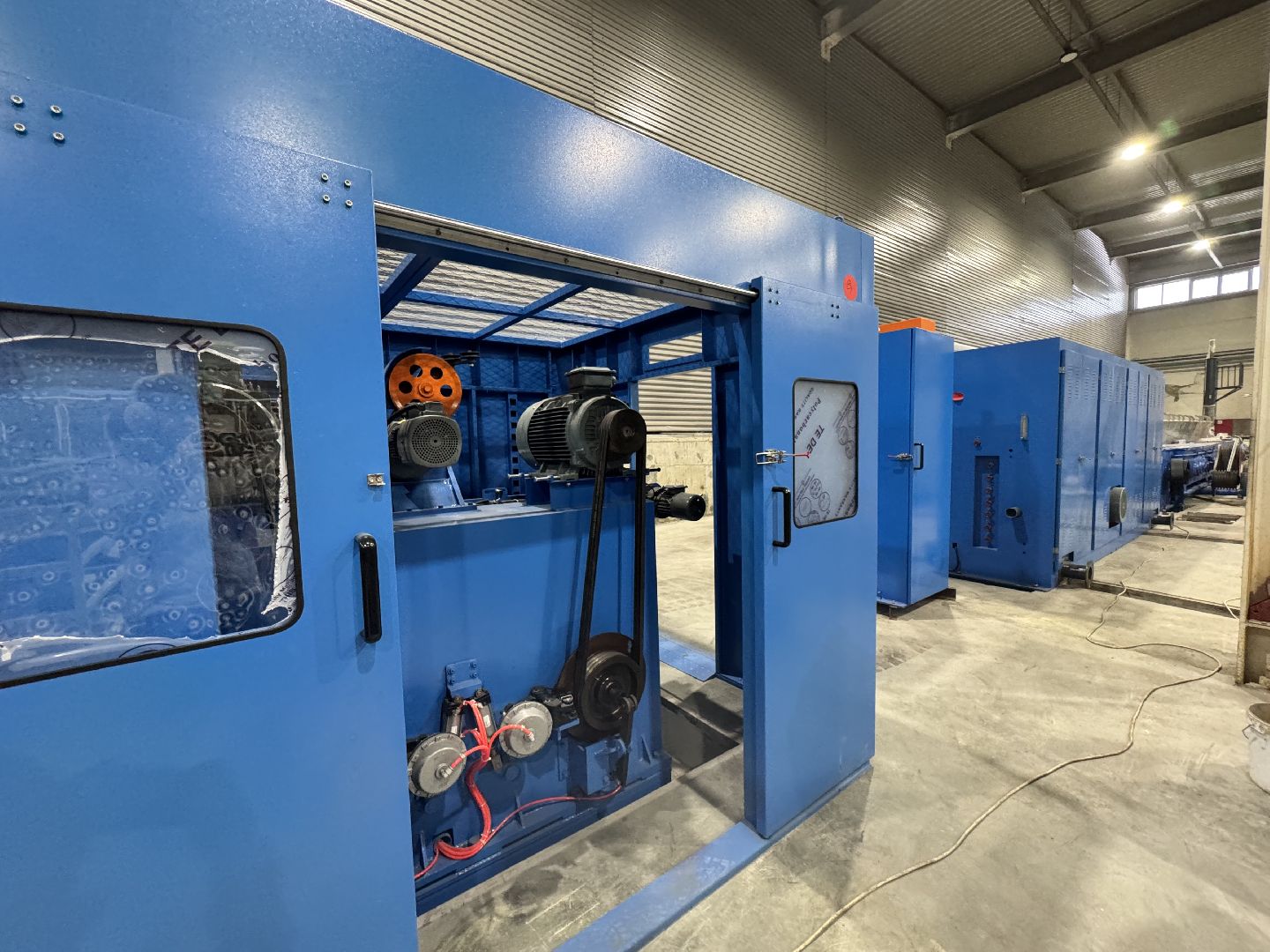 шаховская, завод, новые рабочие места, станок,