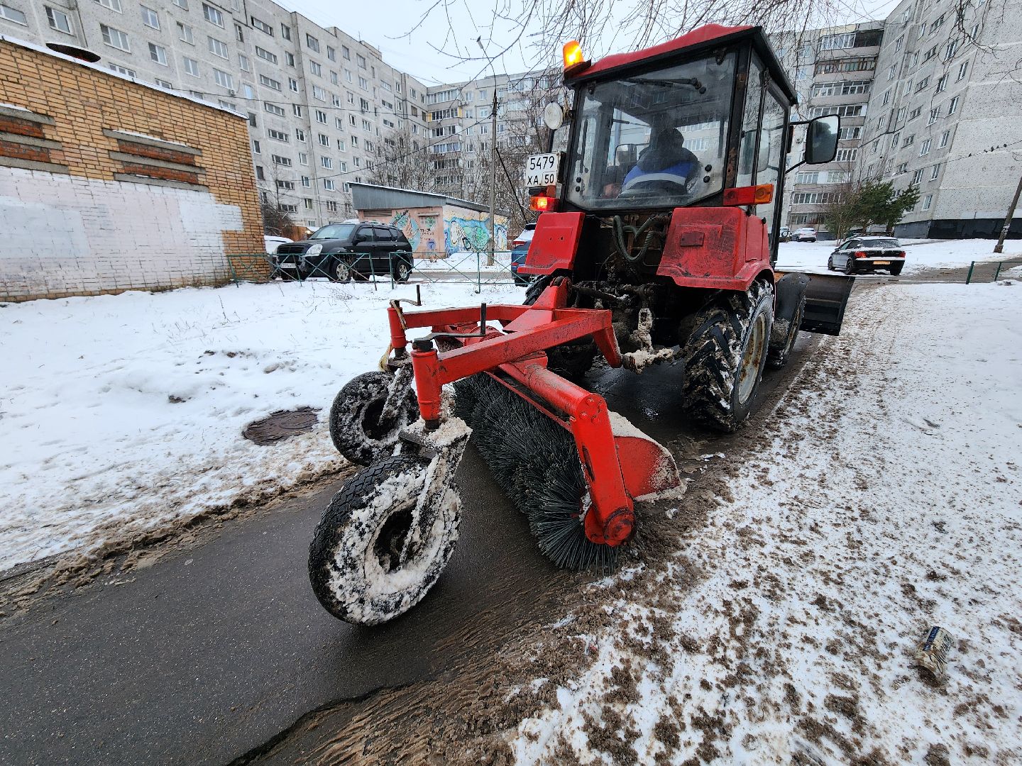 фрязино, уборка города от снега, уборочная техника, обработка дорог, дороги,