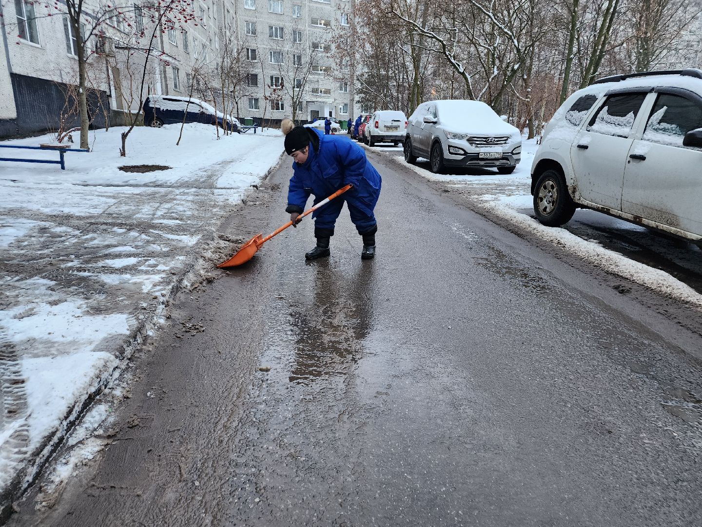 фрязино, уборка города от снега, уборочная техника, обработка дорог, дороги,