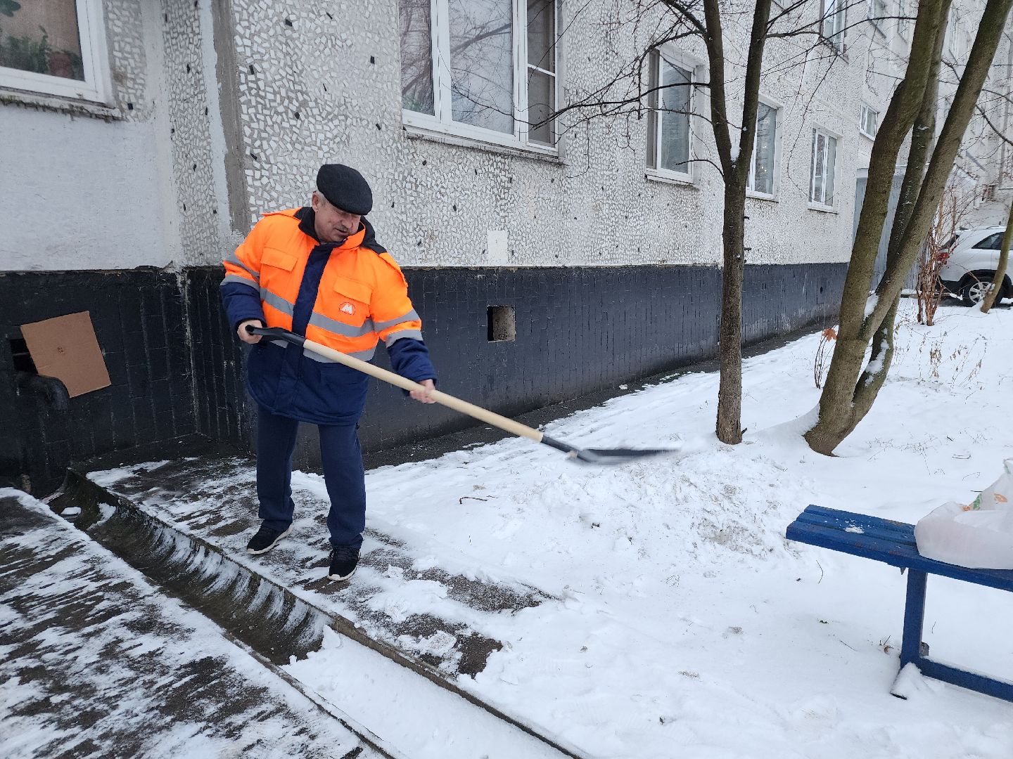 фрязино, уборка города от снега, уборочная техника, обработка дорог, дороги,