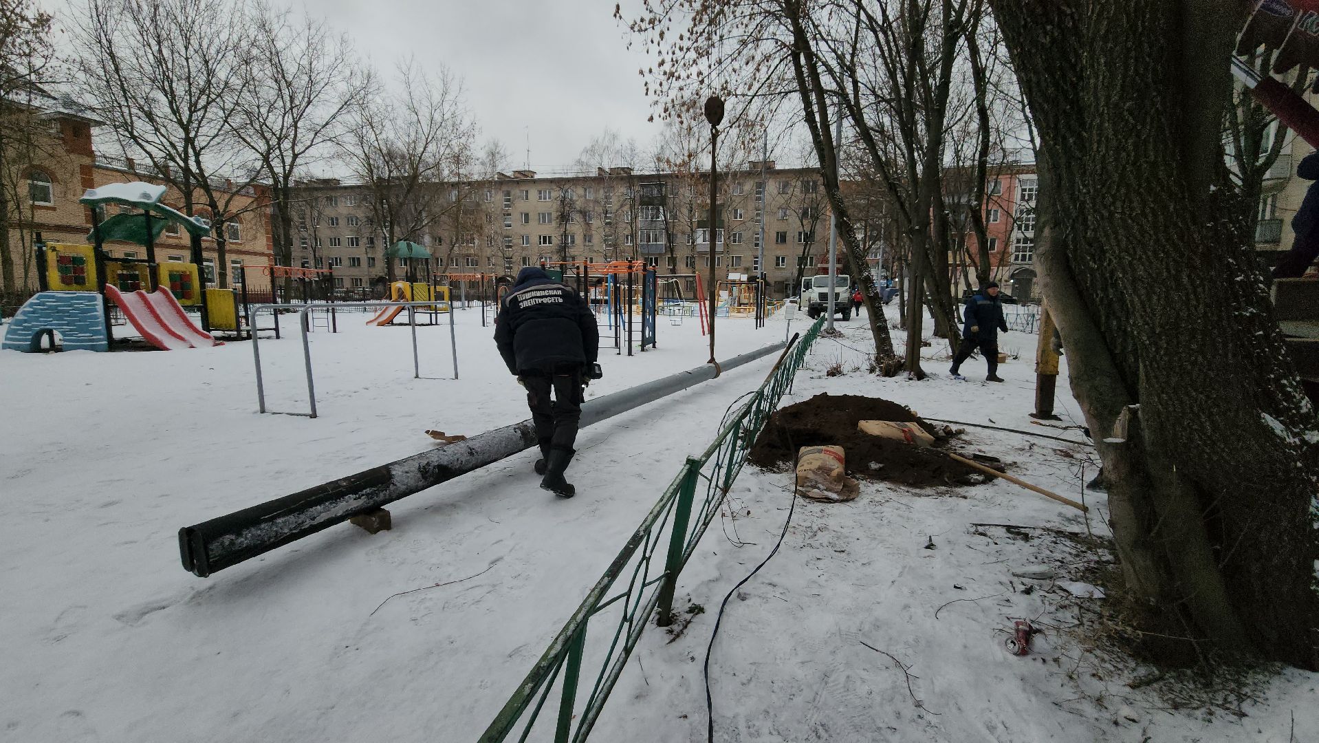 вертикалки, пушкино, опоры уличного освещения, детская площадка, светодиодные фонари, благоустройство,