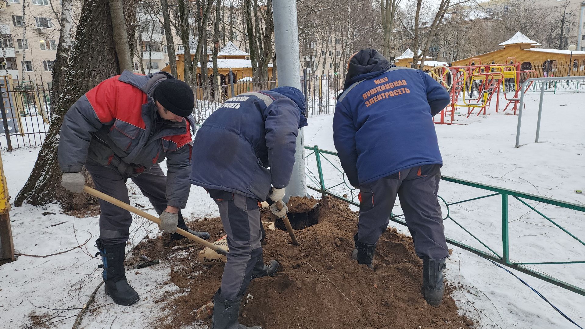 вертикалки, пушкино, опоры уличного освещения, детская площадка, светодиодные фонари, благоустройство,