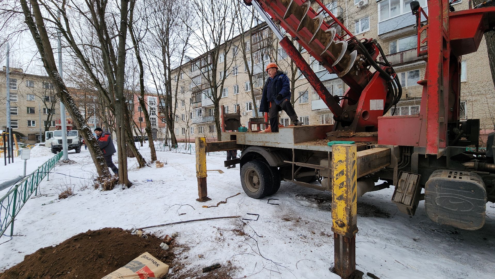 вертикалки, пушкино, опоры уличного освещения, детская площадка, светодиодные фонари, благоустройство,