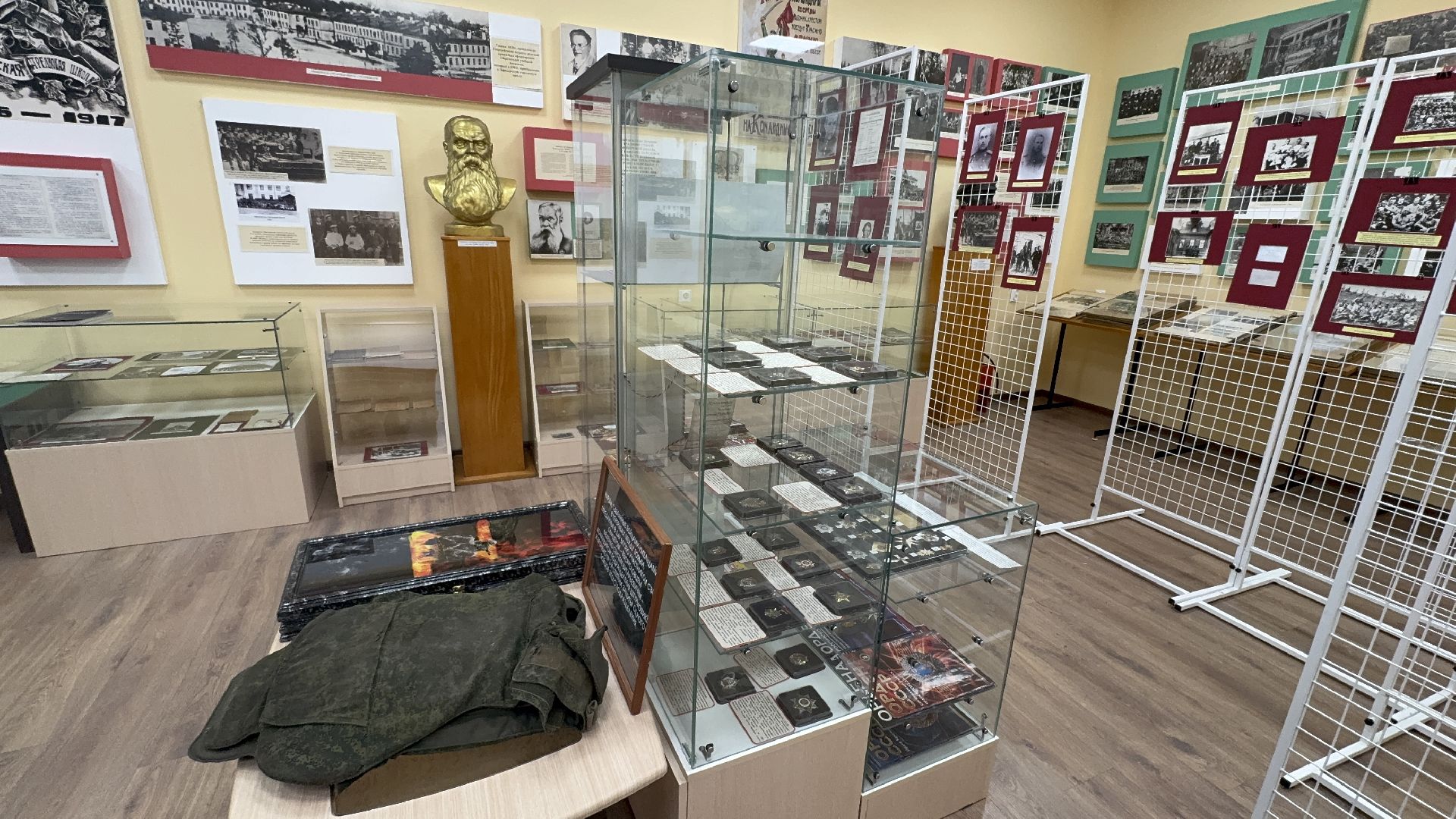 солнечногорск, бойцы, бронежилеты, экспонат, музей, вертикалки,