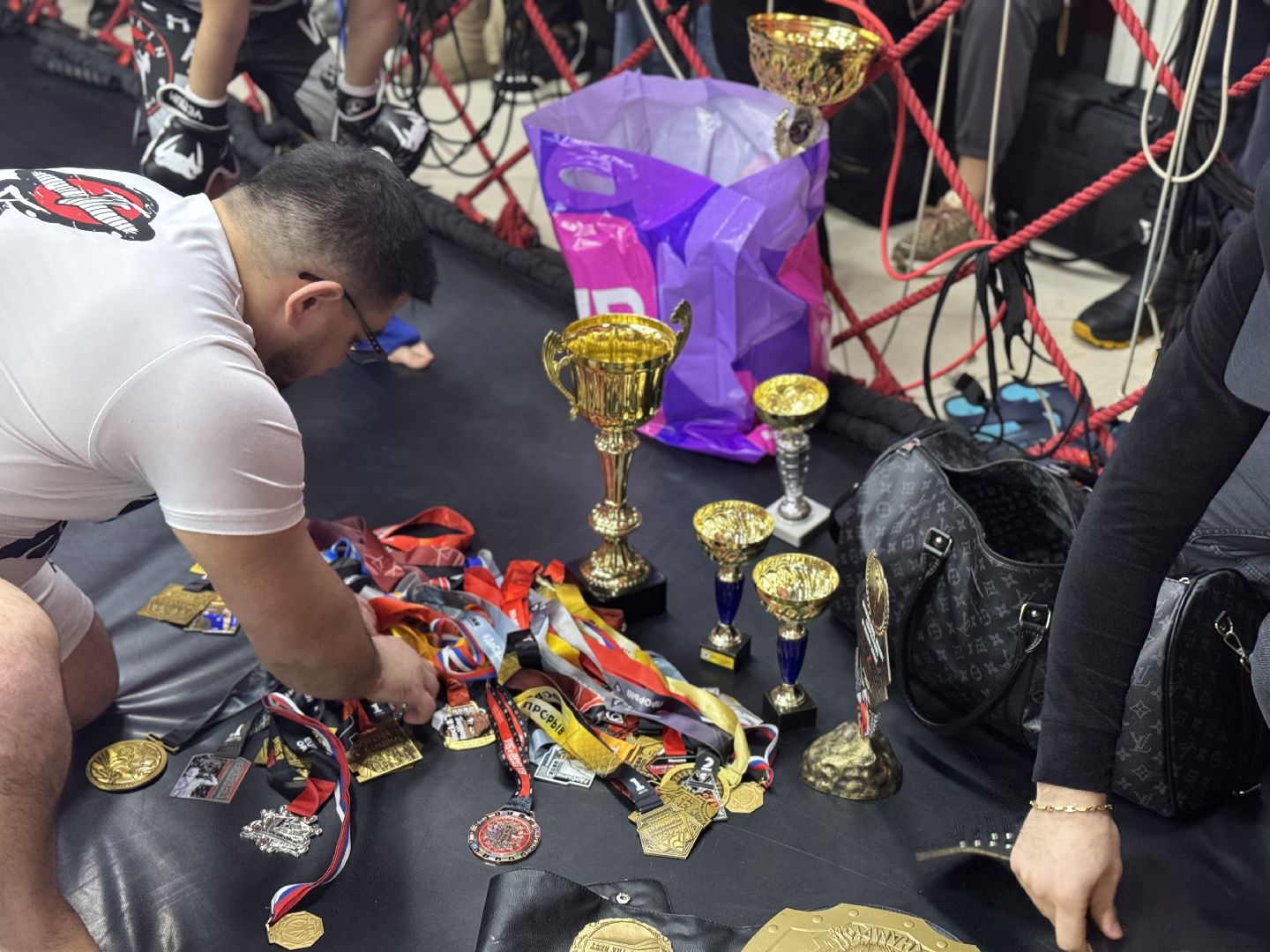 смешанные единоборства, боевое самбо, спорт, Юный чемпион, Чемпионат России по самбо, мма, Чемпионский пояс,