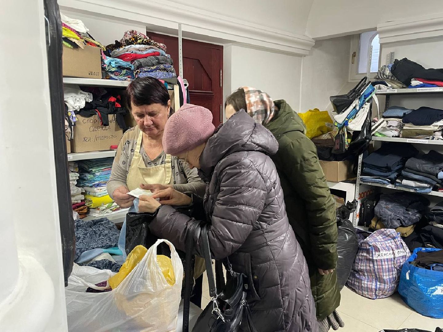 Дмитров, Спасский храм, Центр Из добрых рук,