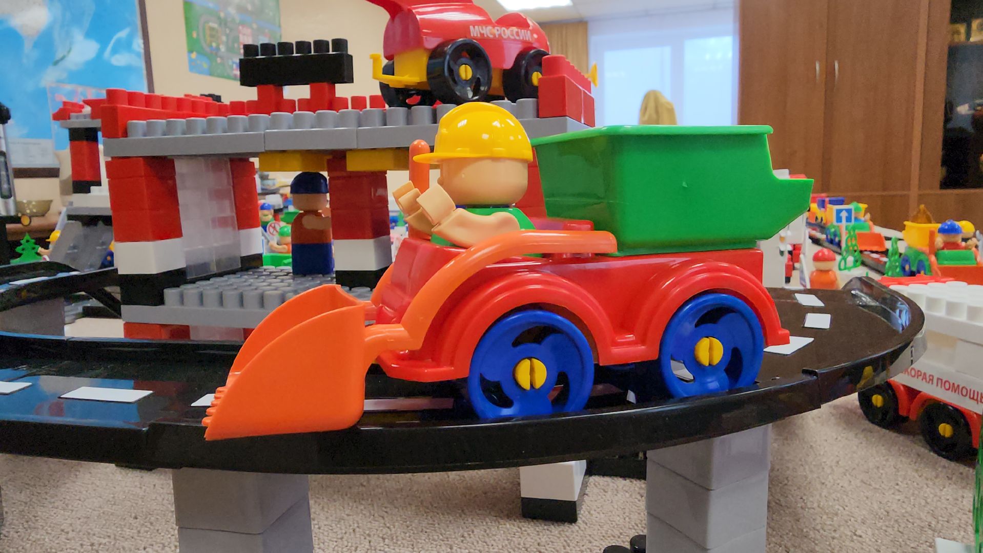 пушкино, конструкторы, импортозамещение, отечественное оборудование, компания, развитие производства, товары для детей,безопасность детей, детсад, уникальная работа,