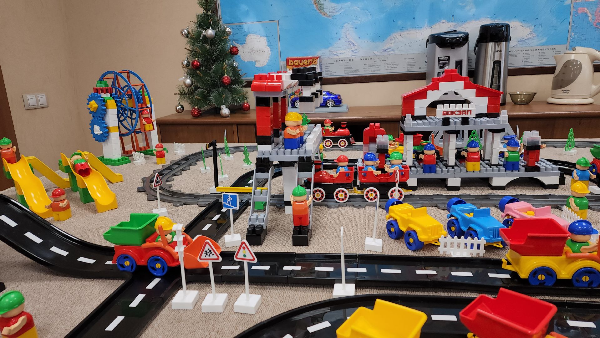 пушкино, конструкторы, импортозамещение, отечественное оборудование, компания, развитие производства, товары для детей,безопасность детей, детсад, уникальная работа,