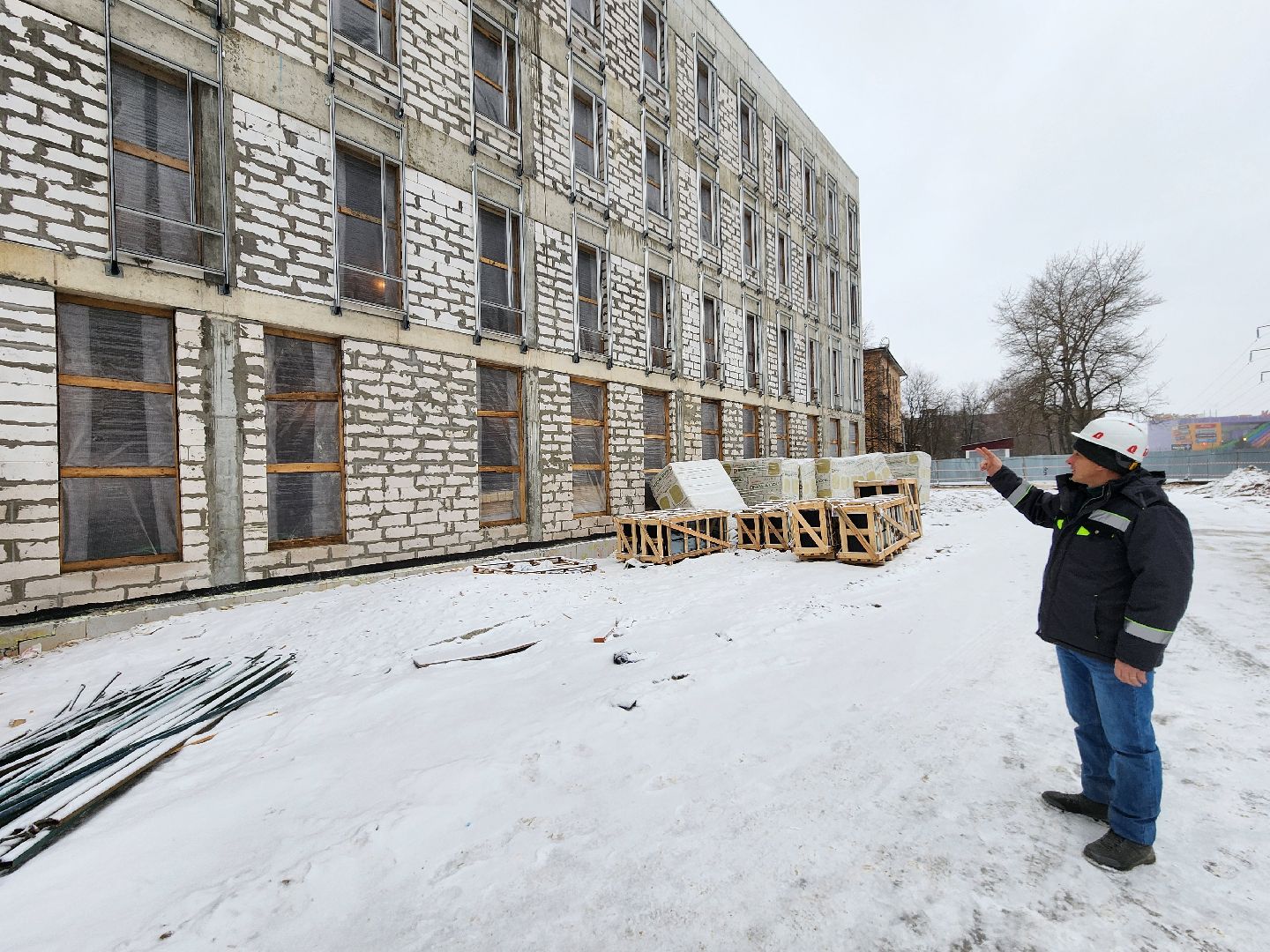 Чехов, детская поликлиника, строительство, улица Мира, готовность объекта, остекление, кровля, инженерные сети, нацпроект здравоохранение, губернатор московской области,госпрограмма московской области,