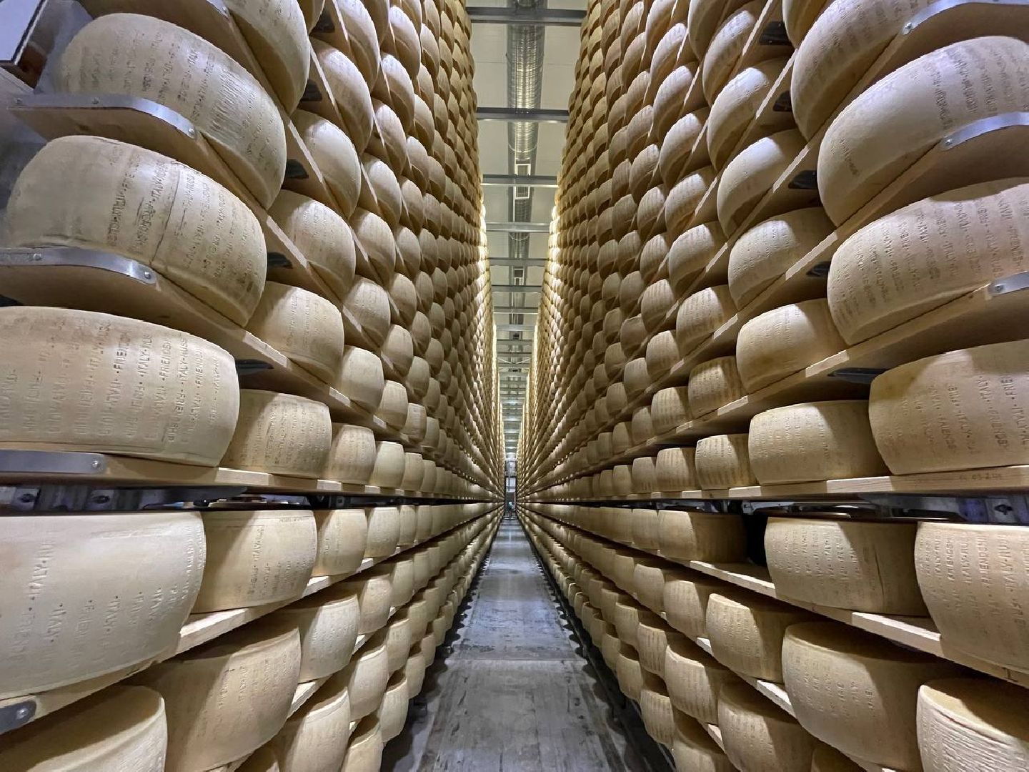 Дмитров, Сырная долина, Завод Сыровар,