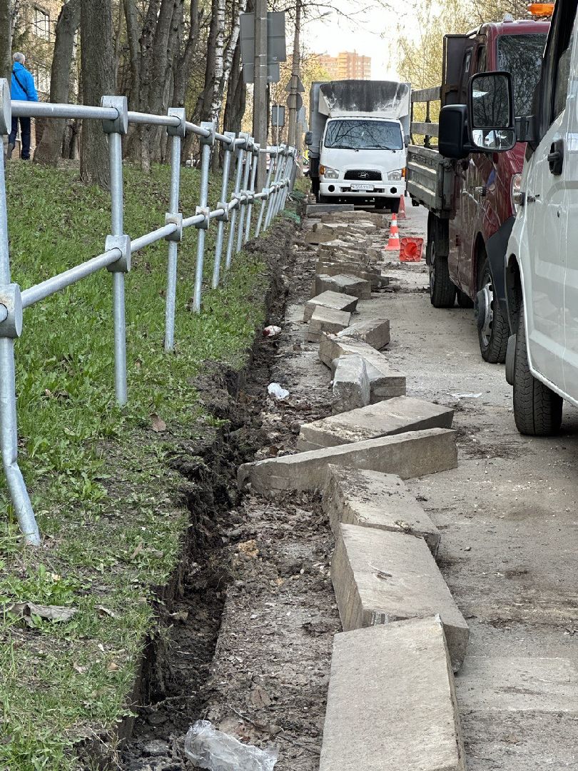 Реутов, ремонт дороги, замена асфальта, бордюрный камень