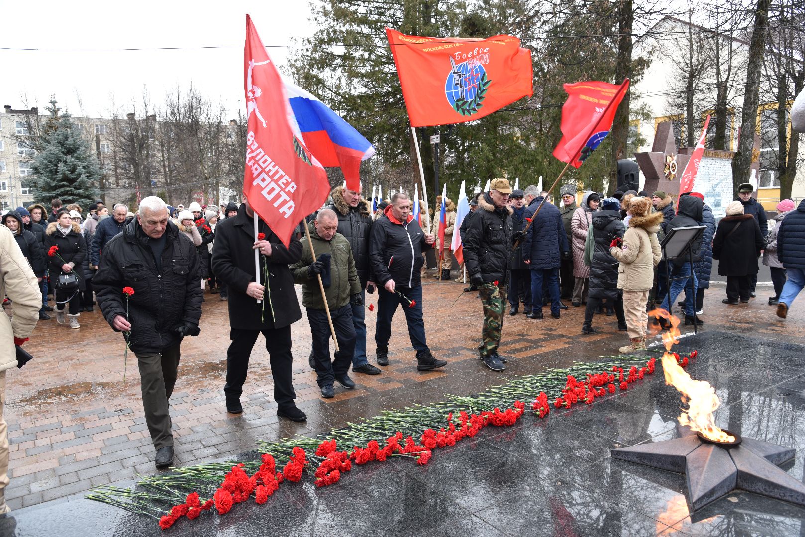 лотошино, день освобождения, день победы, митинг, память войны,
