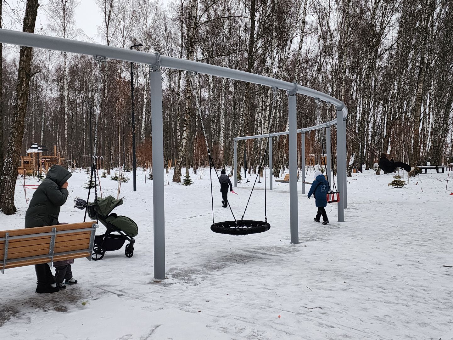 Чехов, микрорайон Губернский, лесопарк, парковая зона отдыха, строительство, благоустройство, детские площадки, спортивные площадки, беседки, программа Парки в лесу, губернатор московской области, вертикалки,