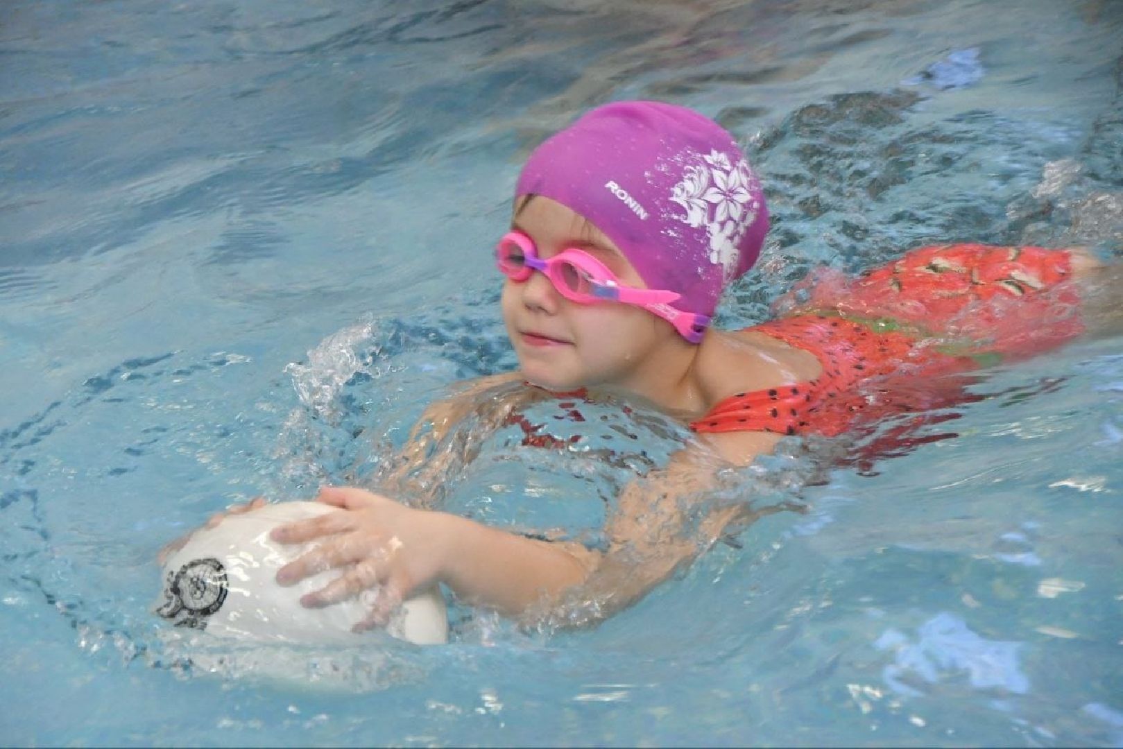 школа Перспектива, Власиха школа Перспектива, детский сад с бассейном, бассейн в детском саду, Бассейн в Перспективе, вертикалки