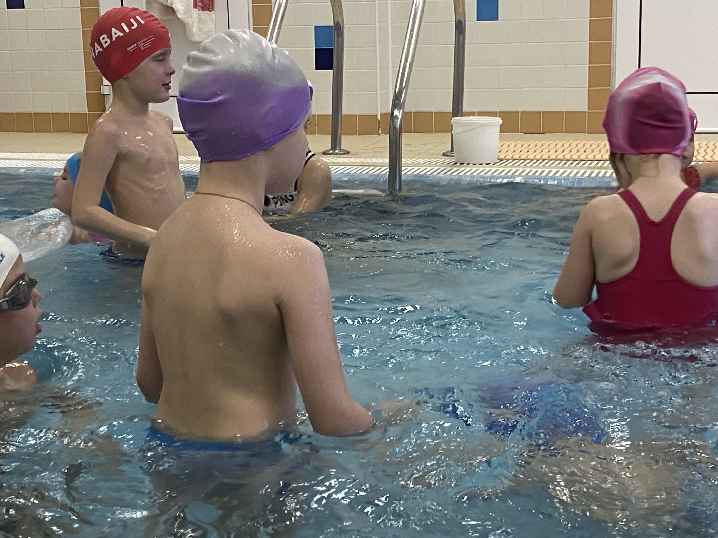 школа Перспектива, Власиха школа Перспектива, детский сад с бассейном, бассейн в детском саду, Бассейн в Перспективе, вертикалки