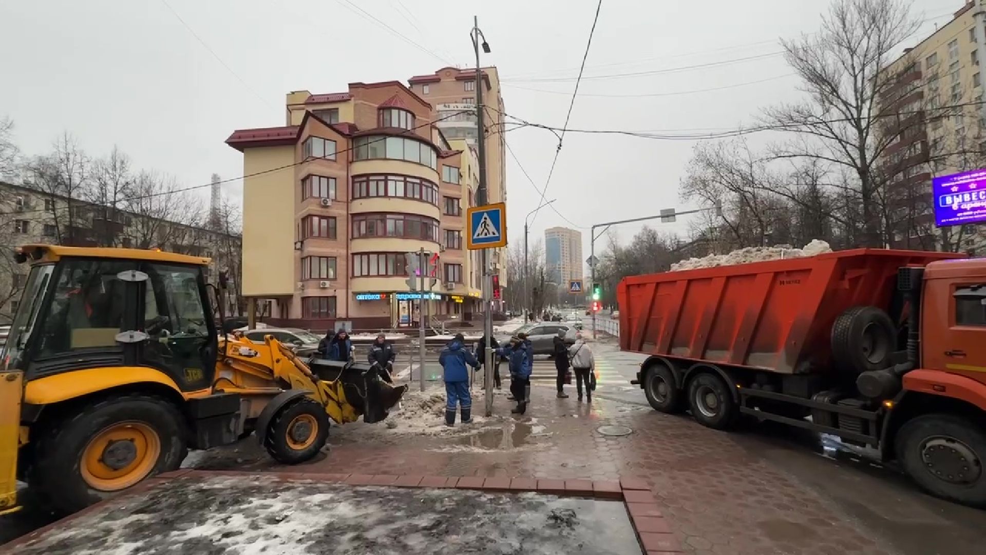 реутов, вертикалки, снег, снег и наледь, снегопад, очистка города, тротуары и дороги, тракторы,