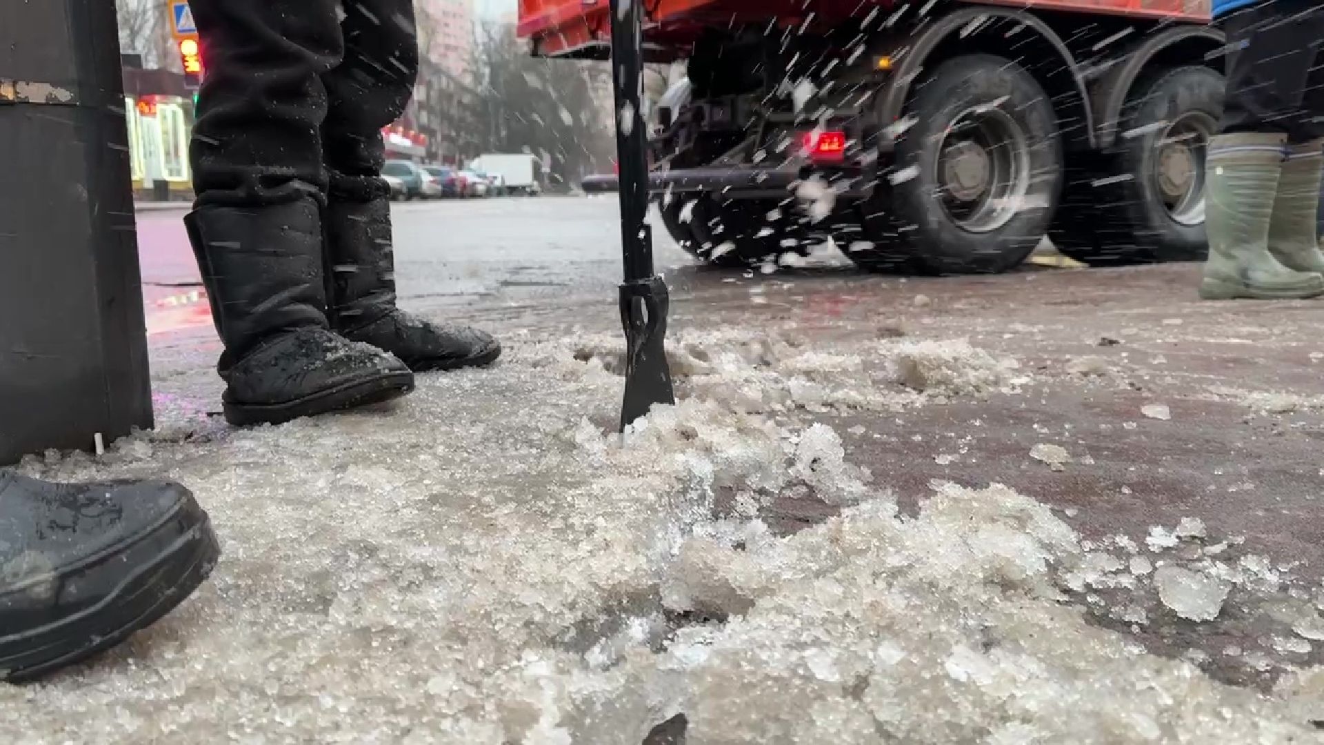 реутов, вертикалки, снег, снег и наледь, снегопад, очистка города, тротуары и дороги, тракторы,