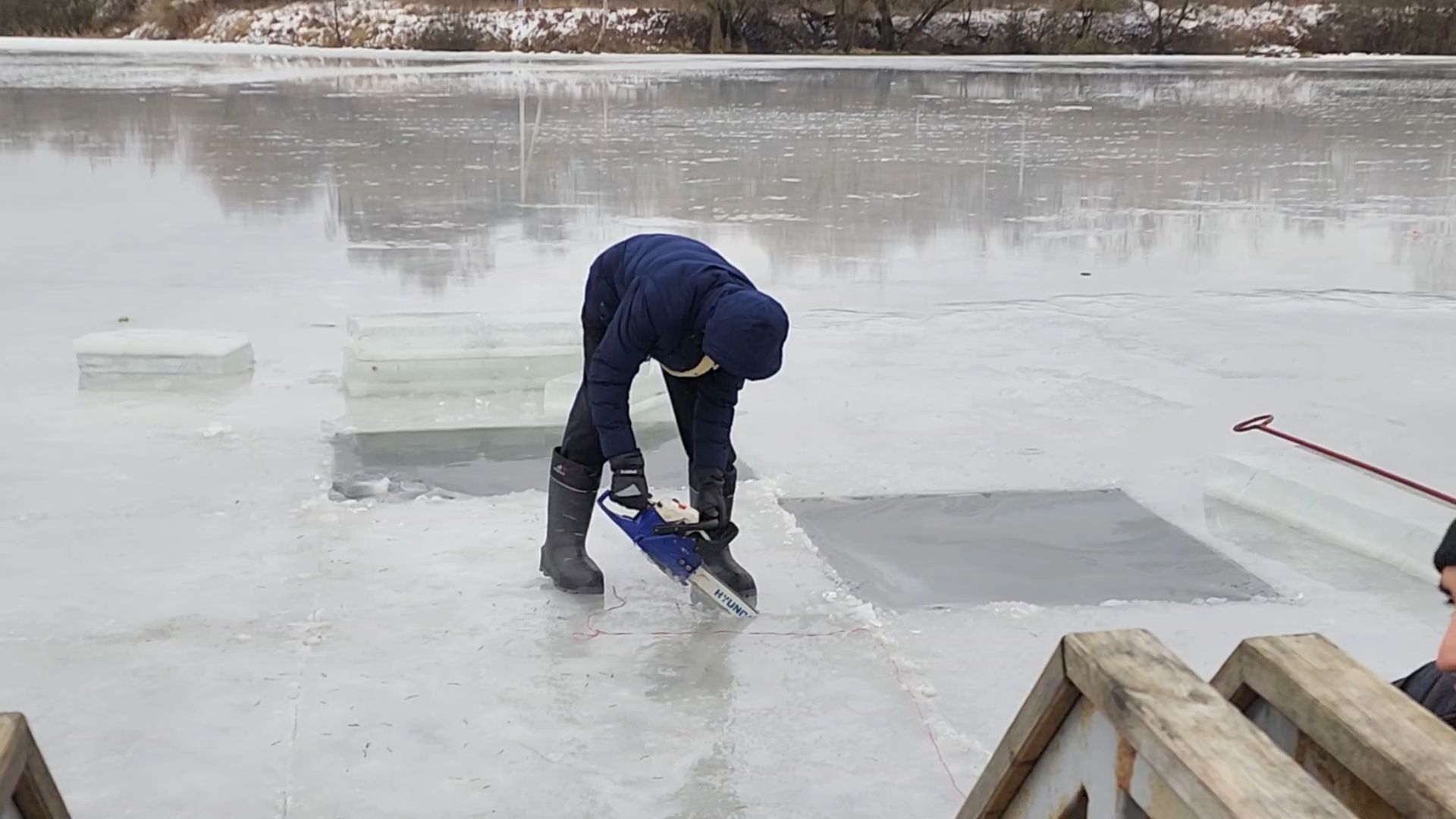 Бронницы, Крещенская купель, Подготовка купели к крещению, Купель в Бронницах, вертикалки,