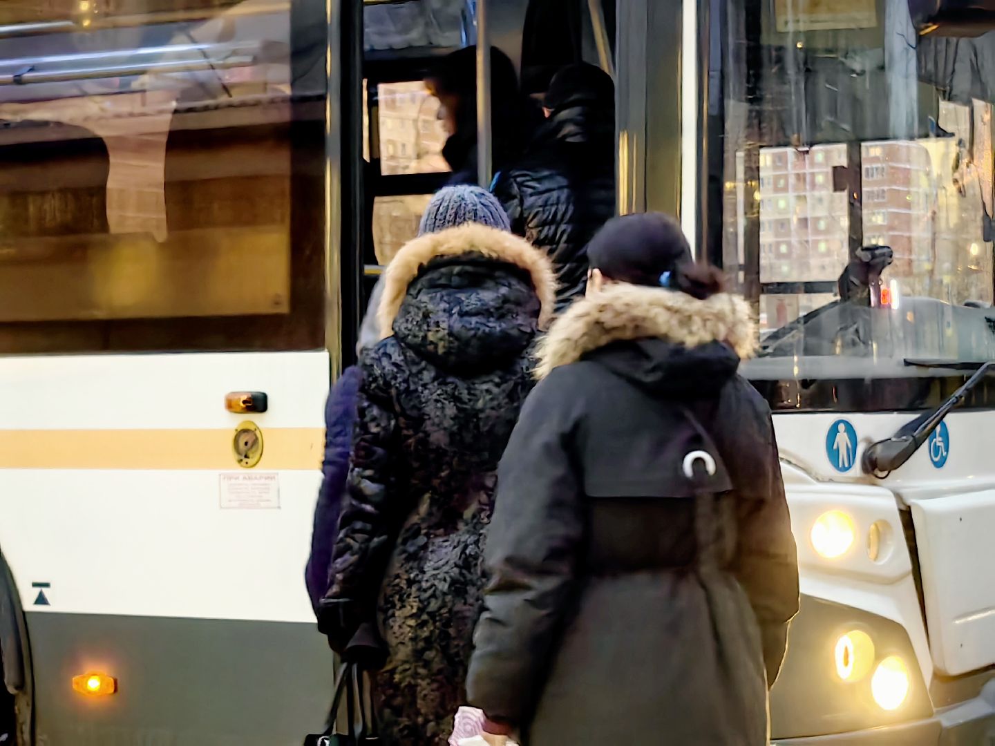 купель, крещение, автобус, транспорт, рейсы, маршрут,