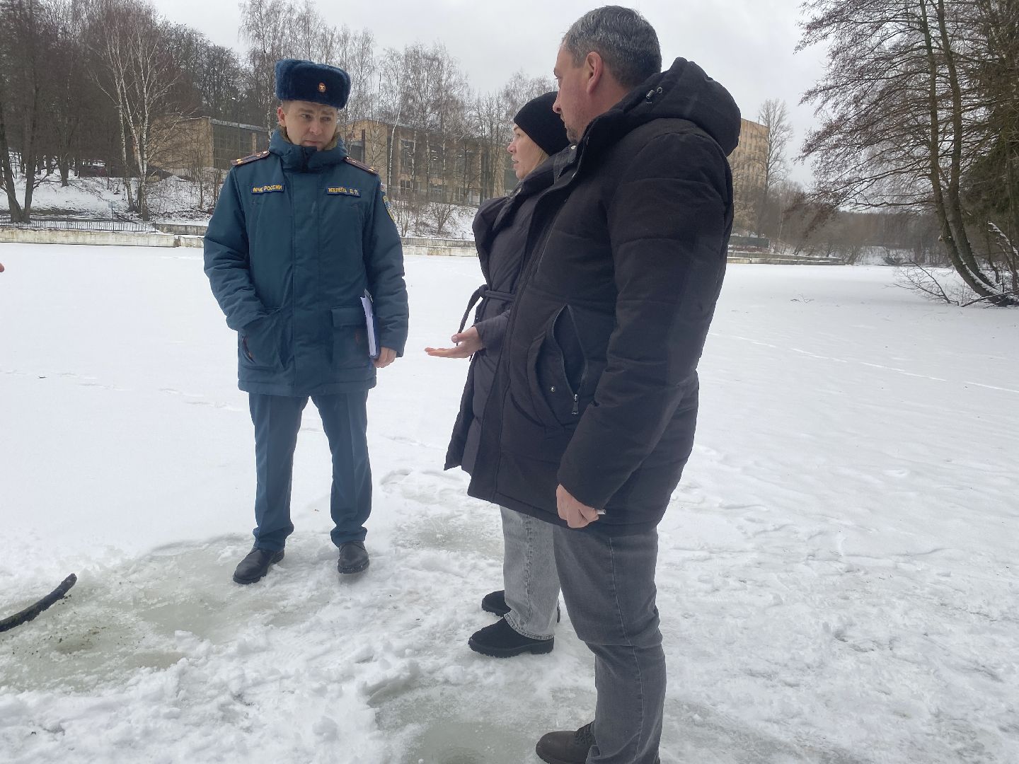 вертикалки, крещенская купель, Крещение Господне, Власиха среднее озеро, Власиха Крещение, Власиха купель на озере,