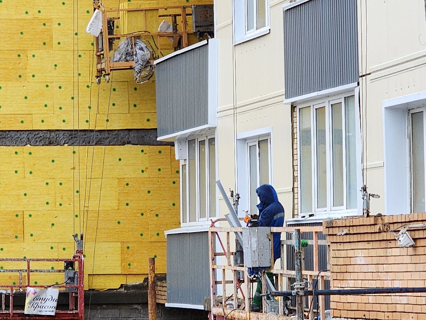 Чехов, улица Дружбы, жилой комплекс Посейдон, капитальный ремонт фасада, вертикалки,