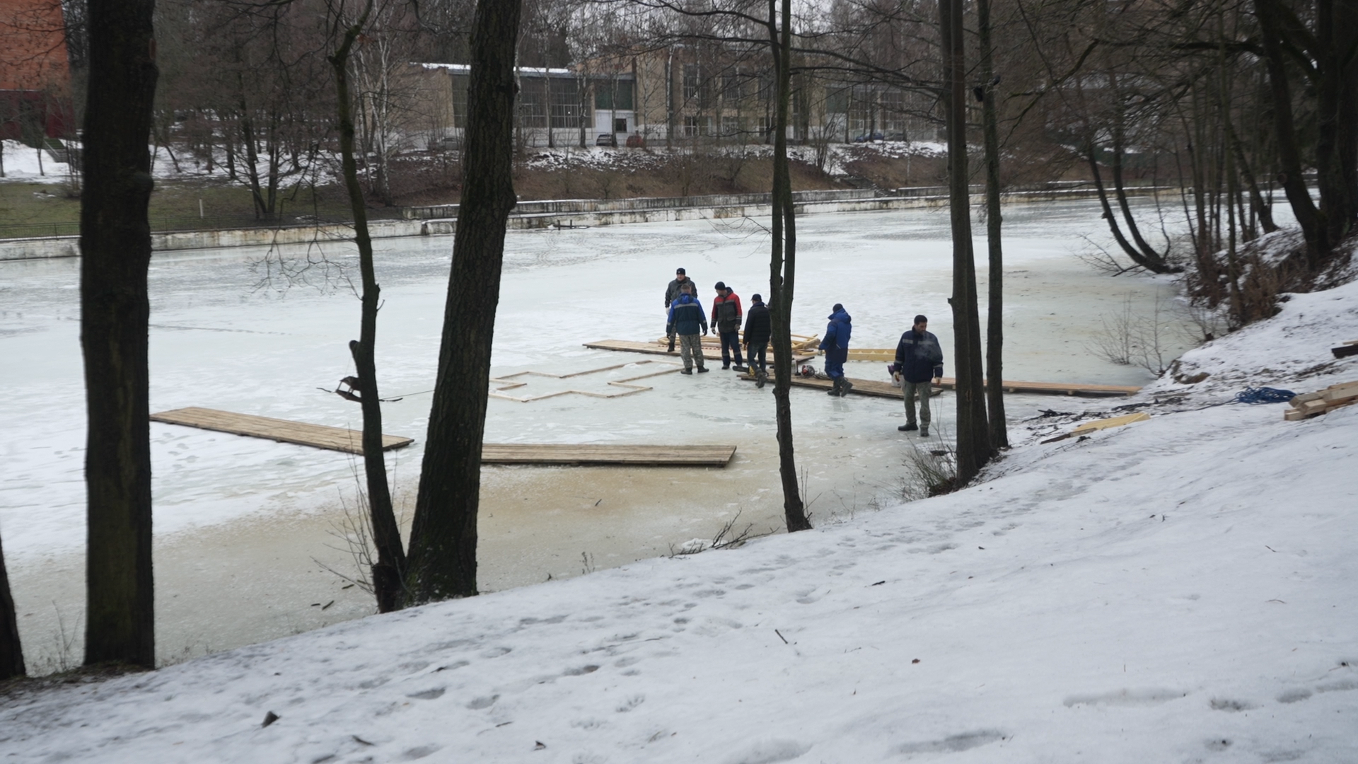 вертикалки, Власиха Крещение,Среднее озеро, Власихе крещенская иордань, обустройство купели на Крещение, Крещение во Власихе,