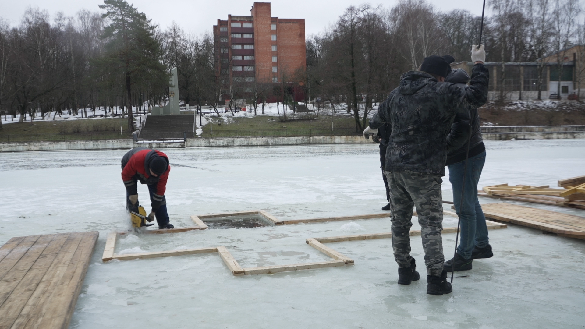 вертикалки, Власиха Крещение,Среднее озеро, Власихе крещенская иордань, обустройство купели на Крещение, Крещение во Власихе,
