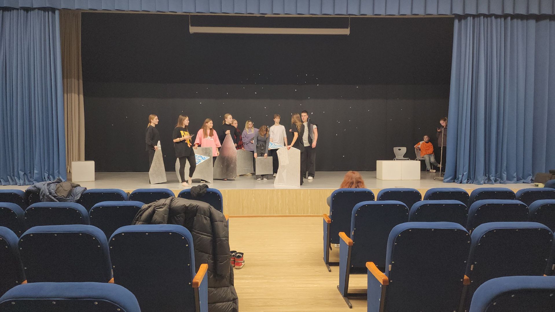 благотворительность, спектакль,детский театр,