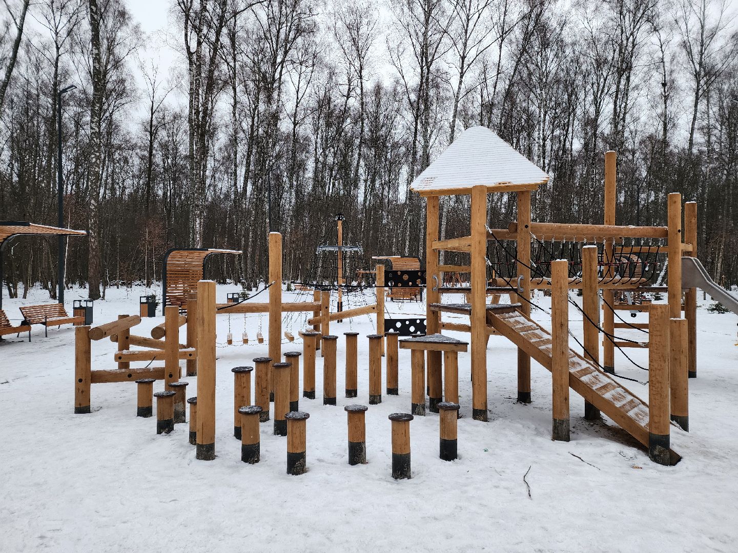 Чехов, микрорайон губернский, лесопарк, парковая зона отдыха, строительство, благоустройство, тюбинговые горки, программа Парки в лесу, губернатор московской области, вертикалки,