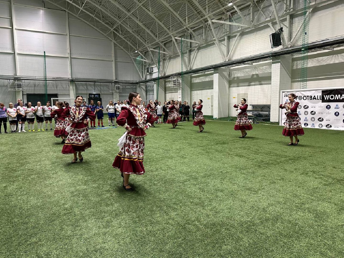 женский футбол, чемпионат по футболу, вертикалки,