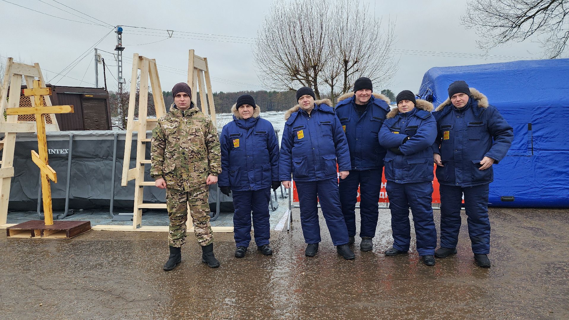 Крещение, установка купели, крещенские купания,