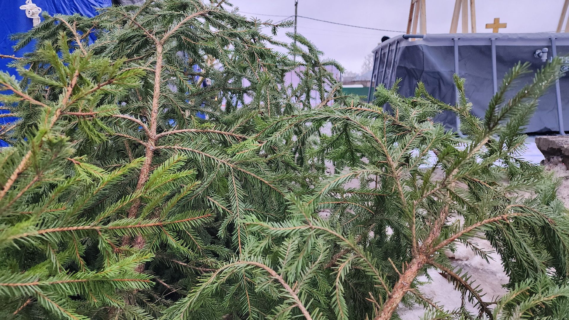 Крещение, установка купели, крещенские купания,