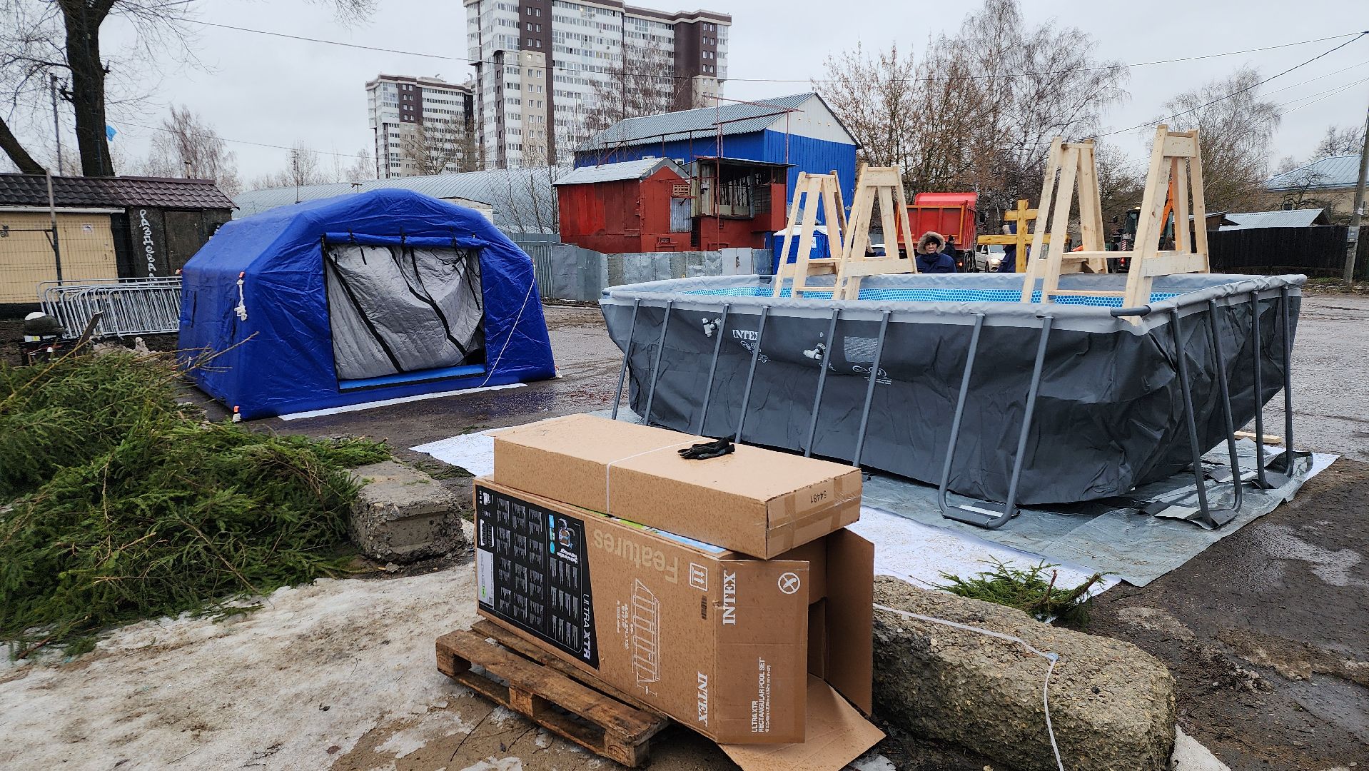 Крещение, установка купели, крещенские купания,