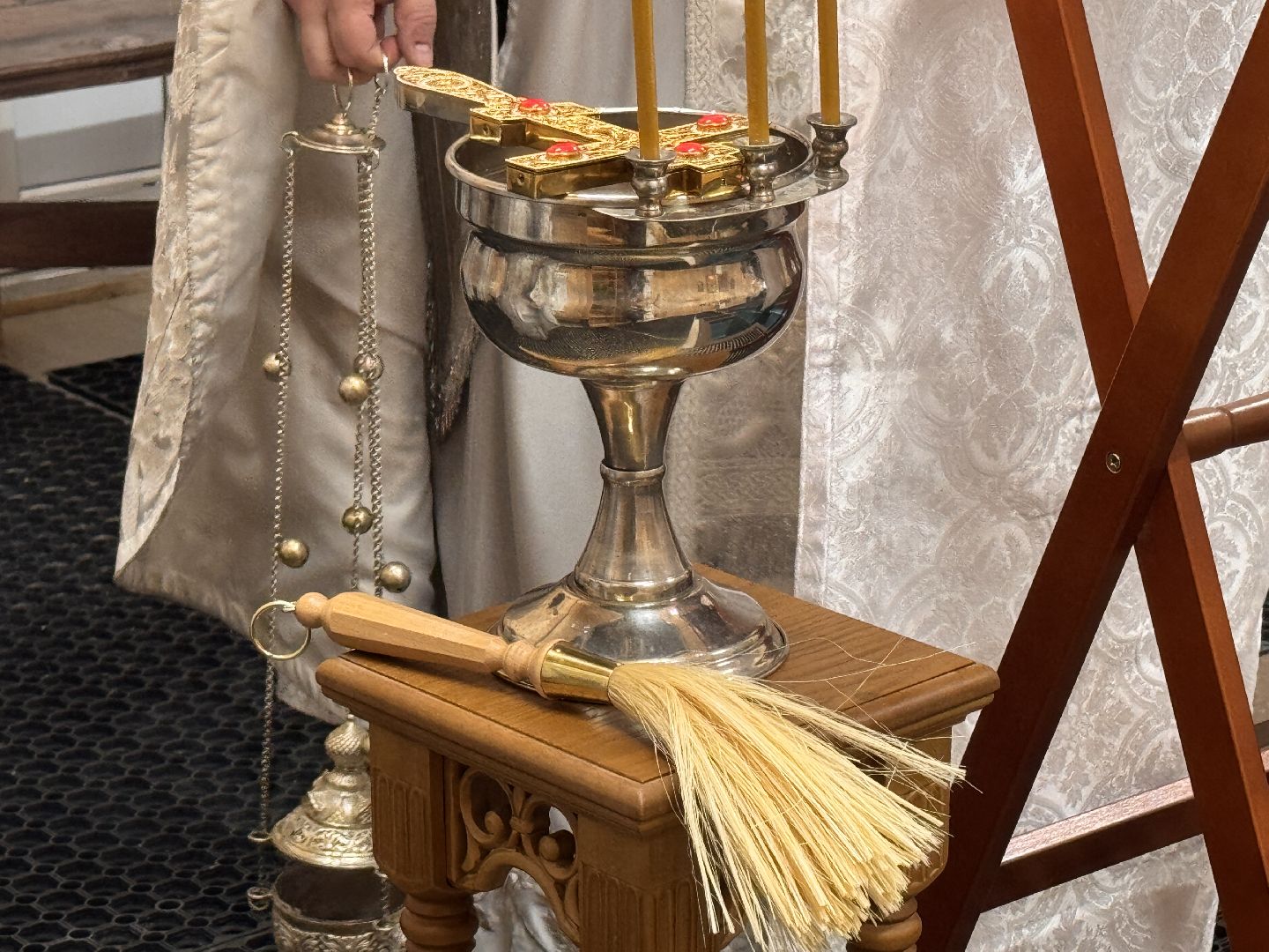 Купель в лесном городке, Крещение в Одинцово, святая вода, вертикалки,