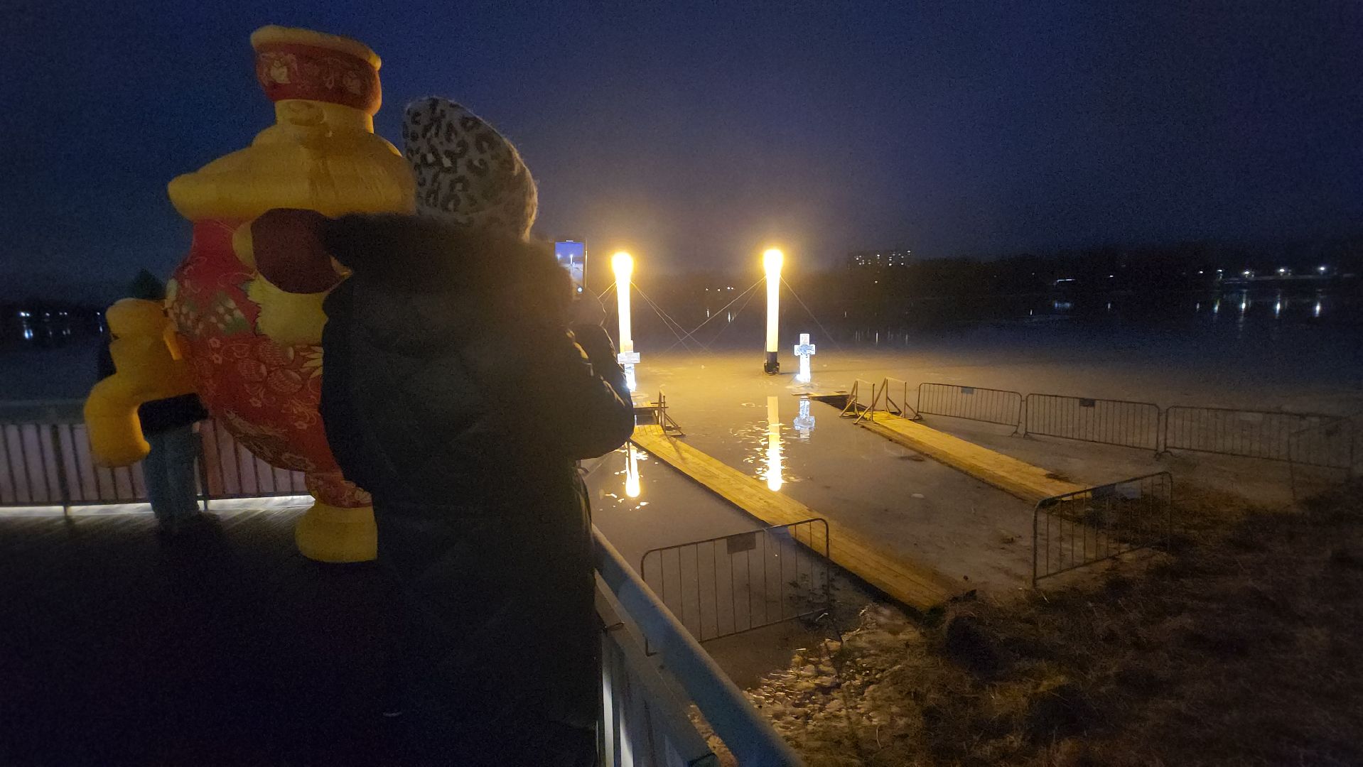 долгопрудный, крещение господне, ледяные фигуры, купели, арка, крестный ход,