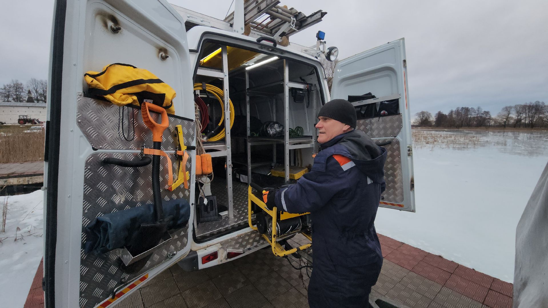 иордань, крещение господне, волоколамск, крещенские купания,