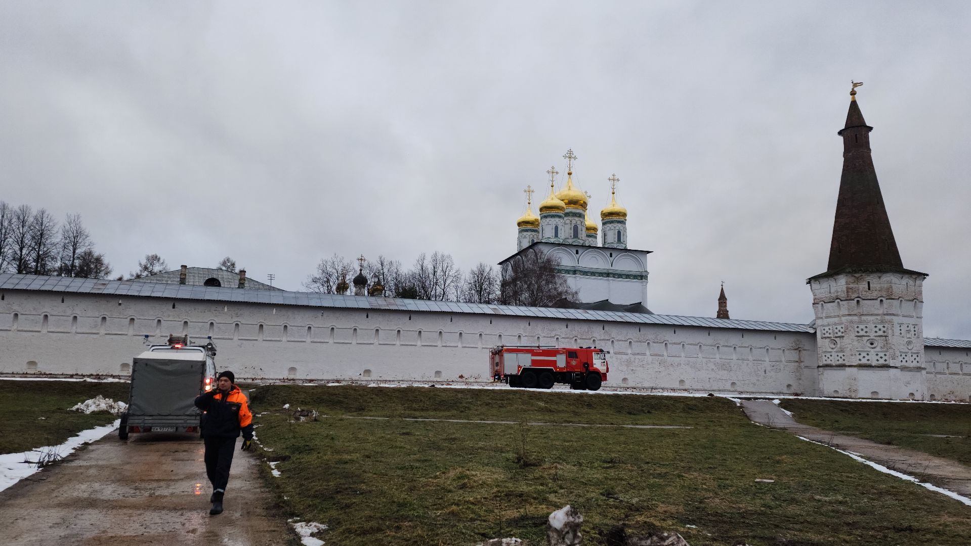иордань, крещение господне, волоколамск, крещенские купания,